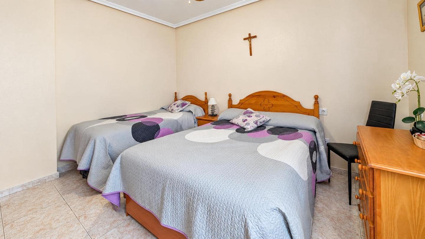 1 bedroom Flat for sale in Santa Pola - € 150,000 (Ref: 10183877)