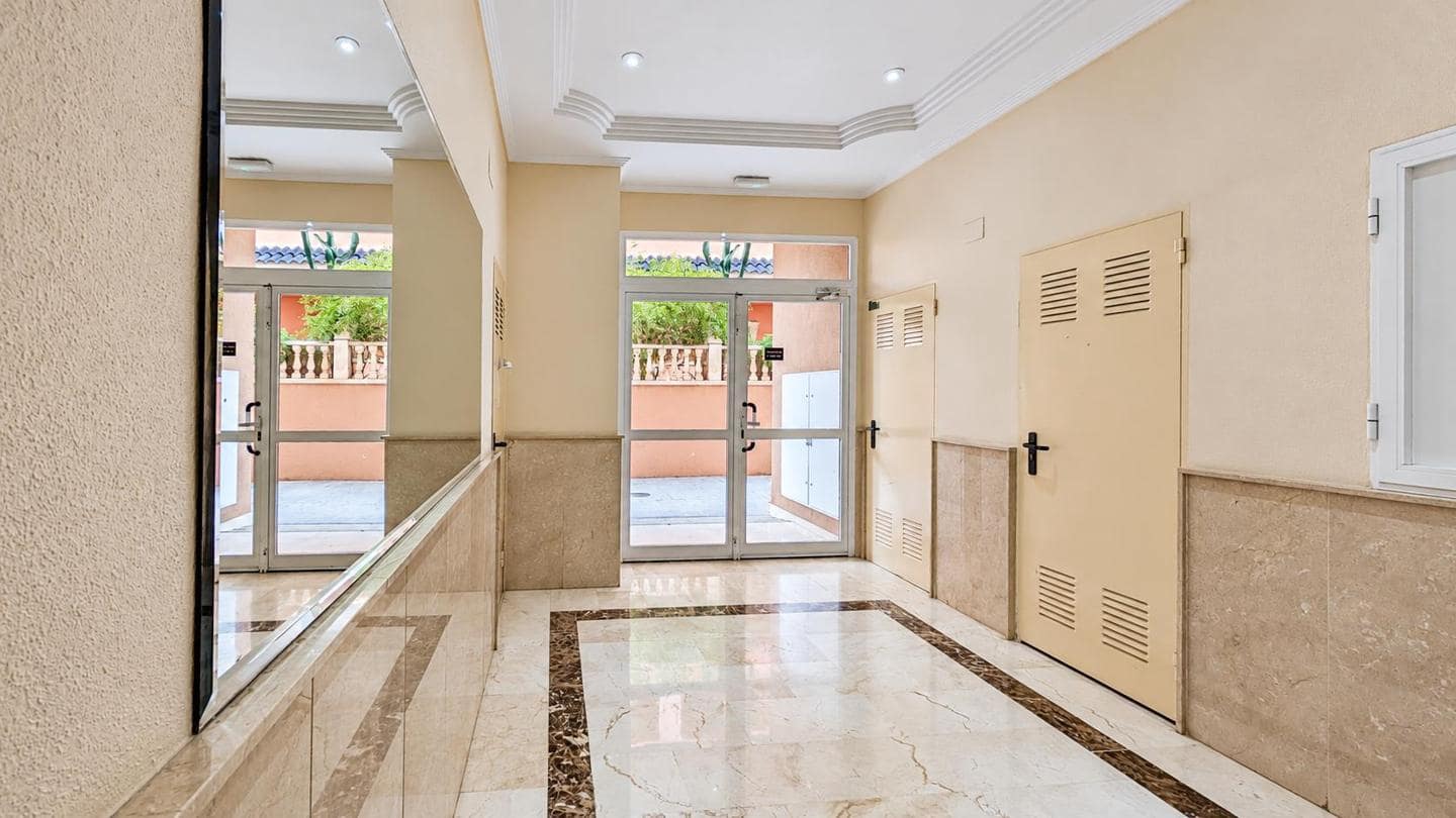 1 bedroom Flat for sale in Santa Pola - € 150,000 (Ref: 10183877)