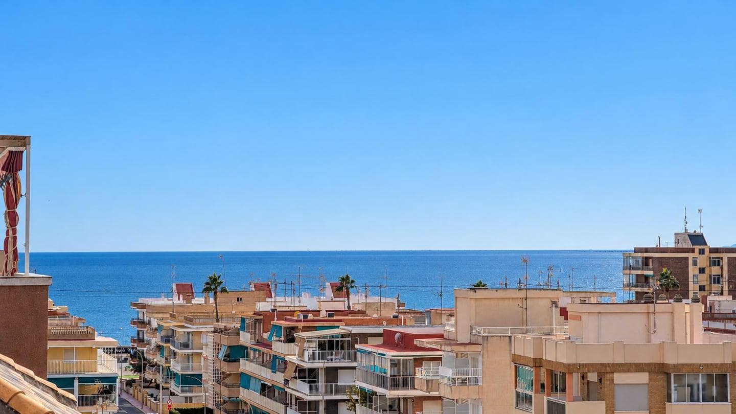 1 bedroom Flat for sale in Santa Pola - € 150,000 (Ref: 10183877)