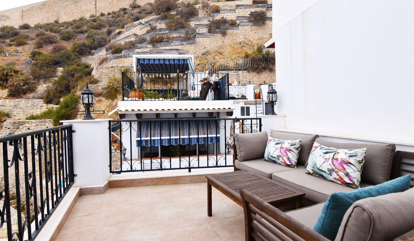 2 bedroom Villa for sale in Alicante / Alacant city - € 349,000 (Ref: 4501396)