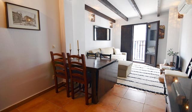 2 quarto Moradia para venda em Casco Antiguo - Sant Cruz - Ayuntamiento, Alicante cidade - 349 000 € (Ref: 4501396)