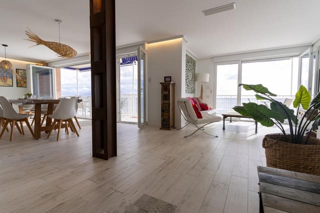 5 makuuhuone Asunto myytävänä paikassa Gran Playa, Santa Pola - 559 000 € (Ref: 6542432)