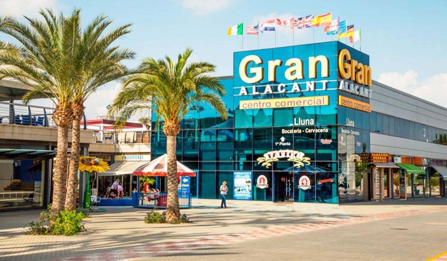 2 soveværelse Lejlighed til salg i Gran Alacant med swimmingpool garage - € 310.000 (Ref: 6808257)