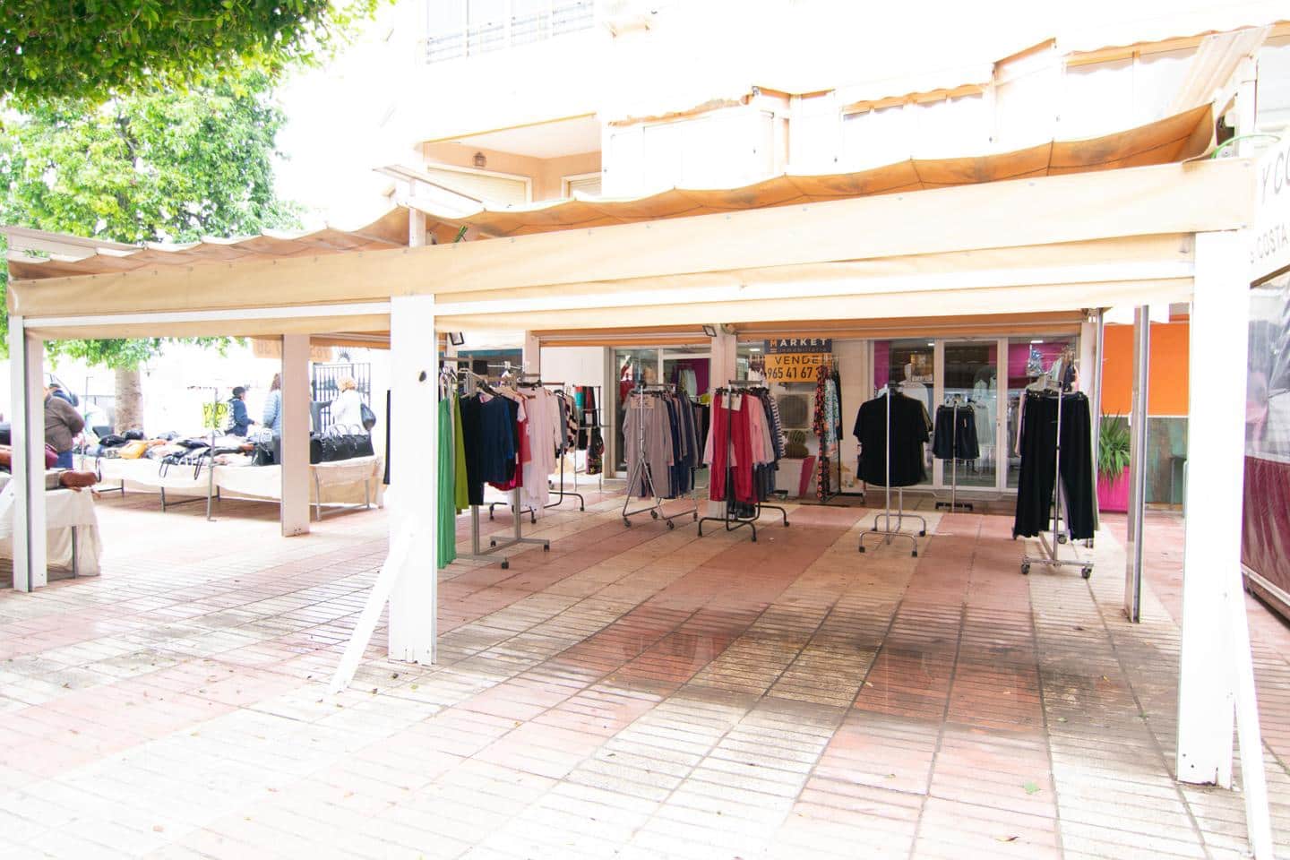 1 slaapkamer Bedrijf te koop in Santa Pola met zwembad - € 95.000 (Ref: 7287815)