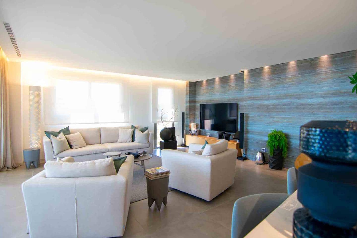 3 sypialnia Mieszkanie na sprzedaż w Arenales del Sol z basenem garażem - 690 000 € (Ref: 7796209)