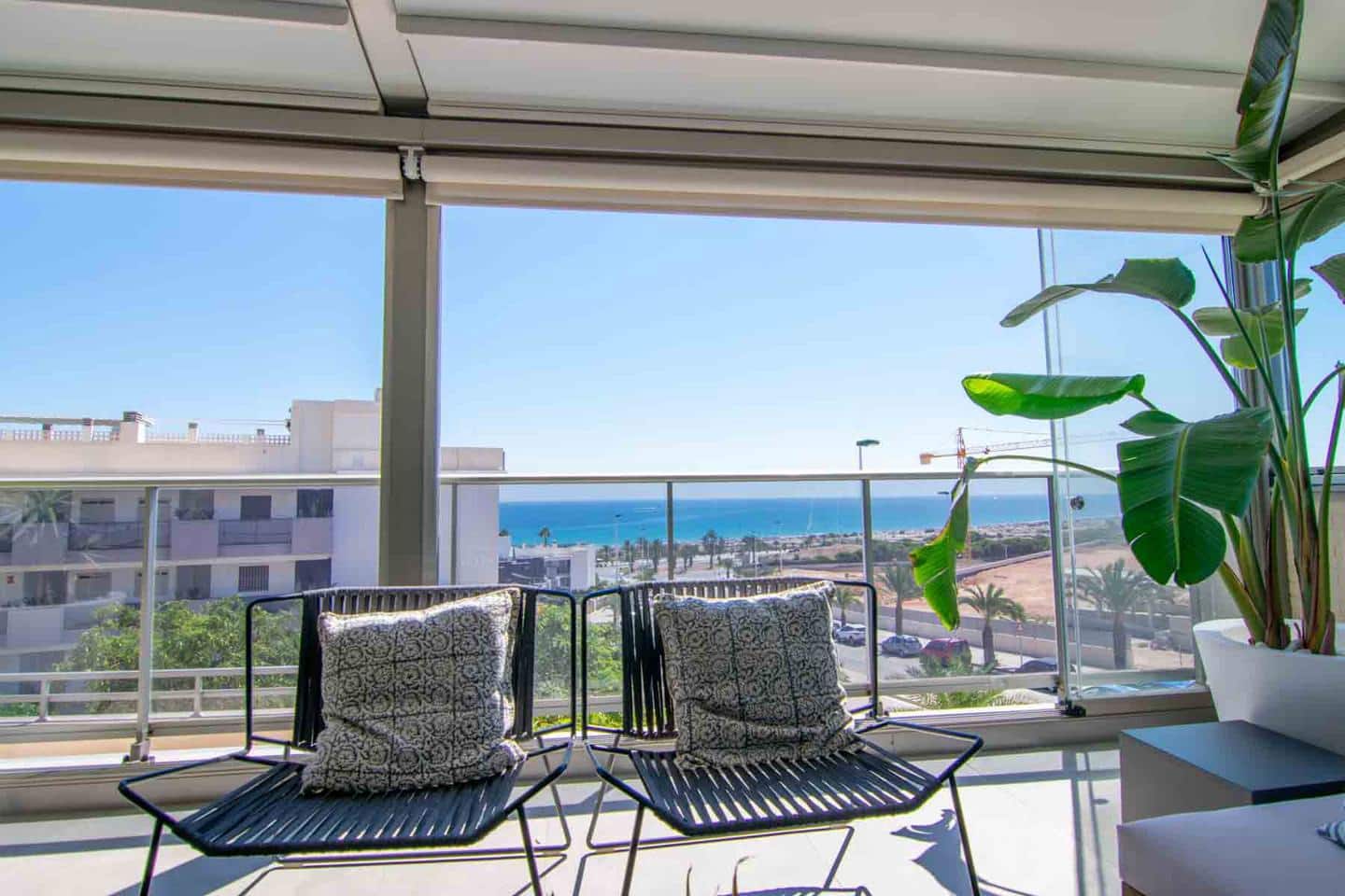 3 sypialnia Mieszkanie na sprzedaż w Arenales del Sol z basenem garażem - 690 000 € (Ref: 7796209)