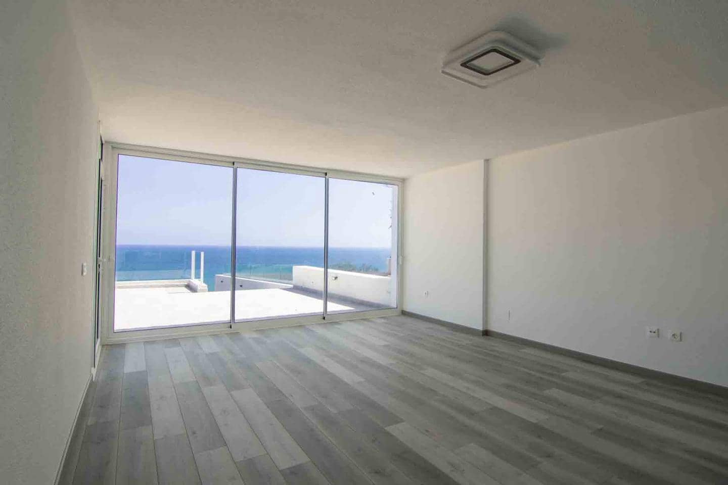 3 soverom Villa til salgs i Gran Alacant med svømmebasseng garasje - € 795 000 (Ref: 7844304)