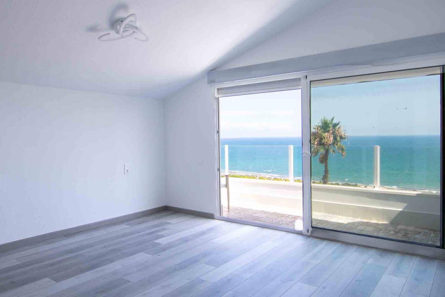 3 soverom Villa til salgs i Gran Alacant med svømmebasseng garasje - € 795 000 (Ref: 7844304)