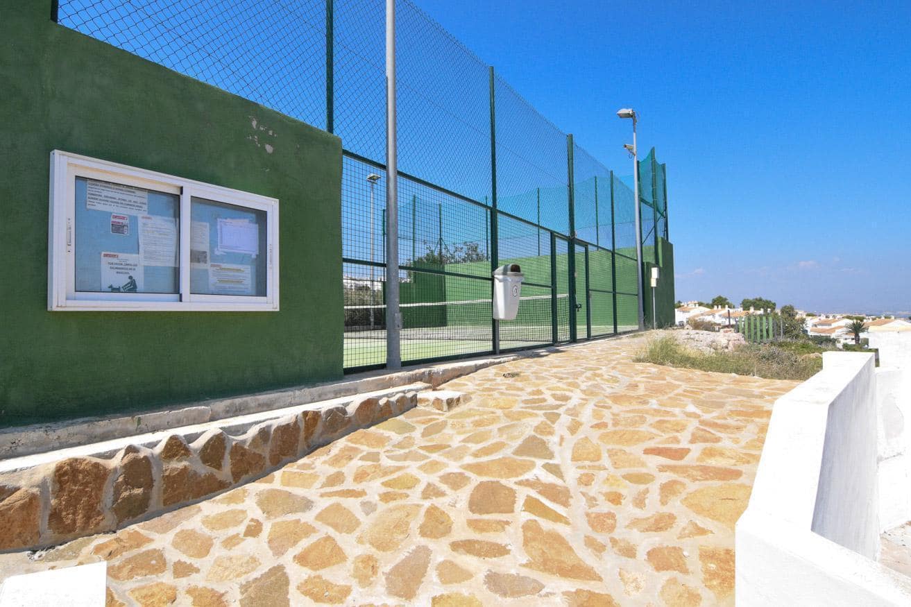 3 soverom Villa til salgs i Gran Alacant med svømmebasseng garasje - € 795 000 (Ref: 7844304)