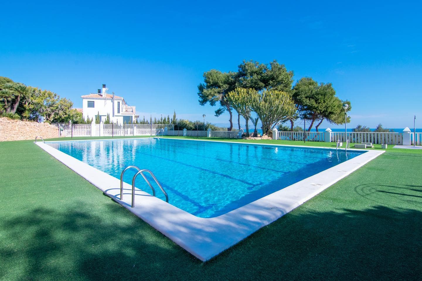 3 soverom Villa til salgs i Gran Alacant med svømmebasseng garasje - € 795 000 (Ref: 7844304)