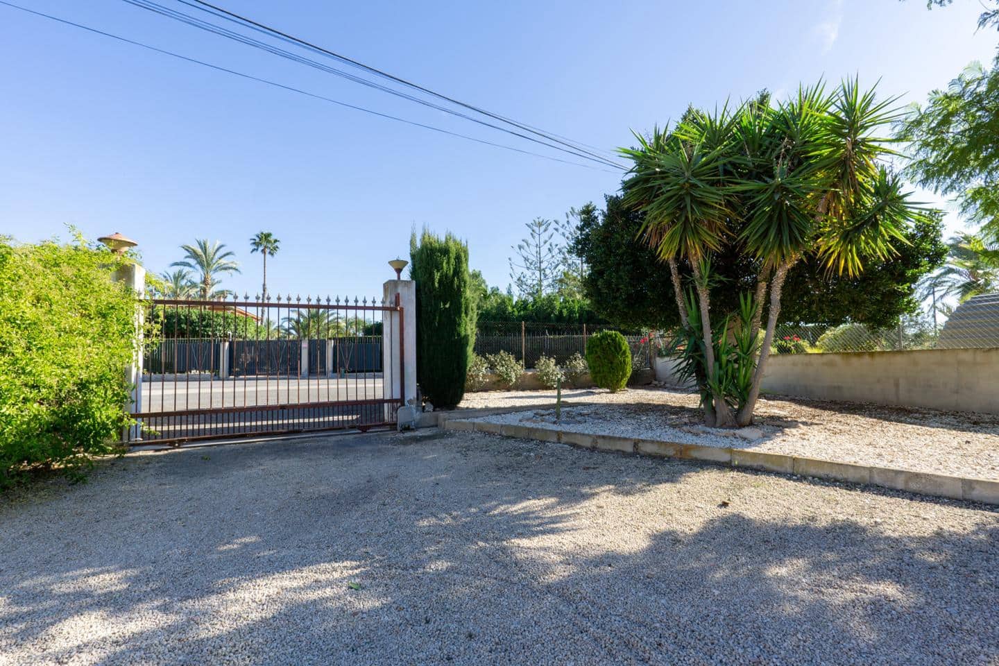 3 bedroom Villa for sale in Valverde, Elche / Elx with pool garage €