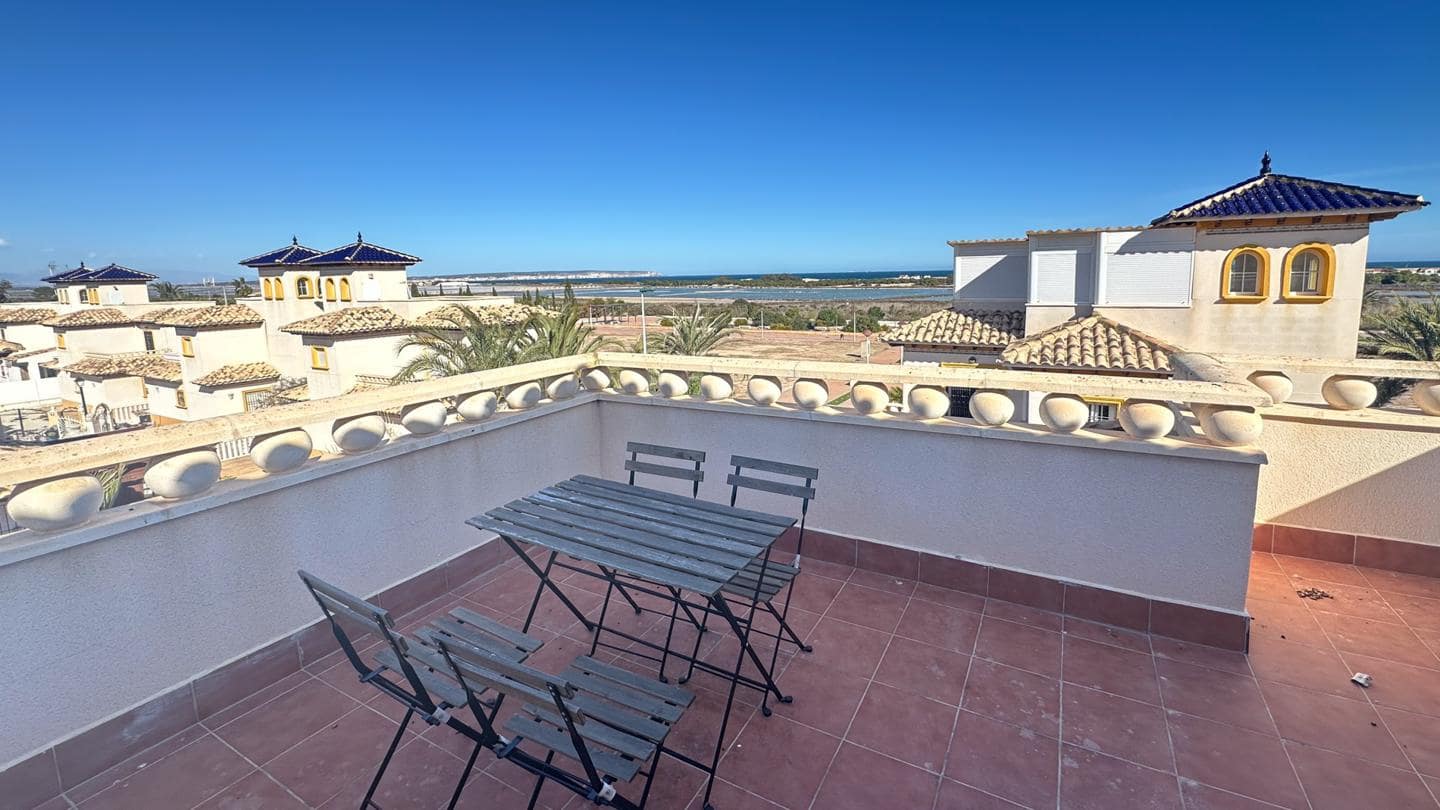 2 chambre Villa/Maison à vendre à La Marina avec piscine garage - 309 000 € (Ref: 8154009)