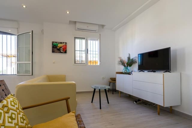 2 chambre Villa/Maison à vendre à La Marina, Elche / Elx avec piscine garage - 299 000 € (Ref: 8154009)