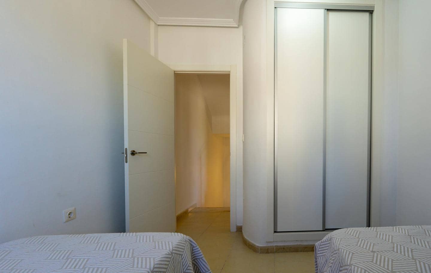 2 chambre Villa/Maison à vendre à La Marina avec piscine garage - 309 000 € (Ref: 8154009)