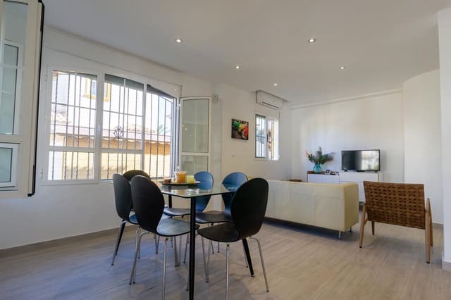 2 chambre Villa/Maison à vendre à La Marina, Elche / Elx avec piscine garage - 299 000 € (Ref: 8154009)