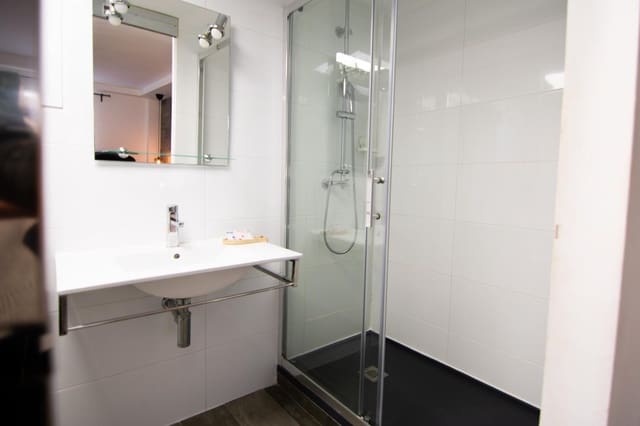 7 bedroom Flat for sale in Centro, Santa Pola - € 525,000 (Ref: 8160818)