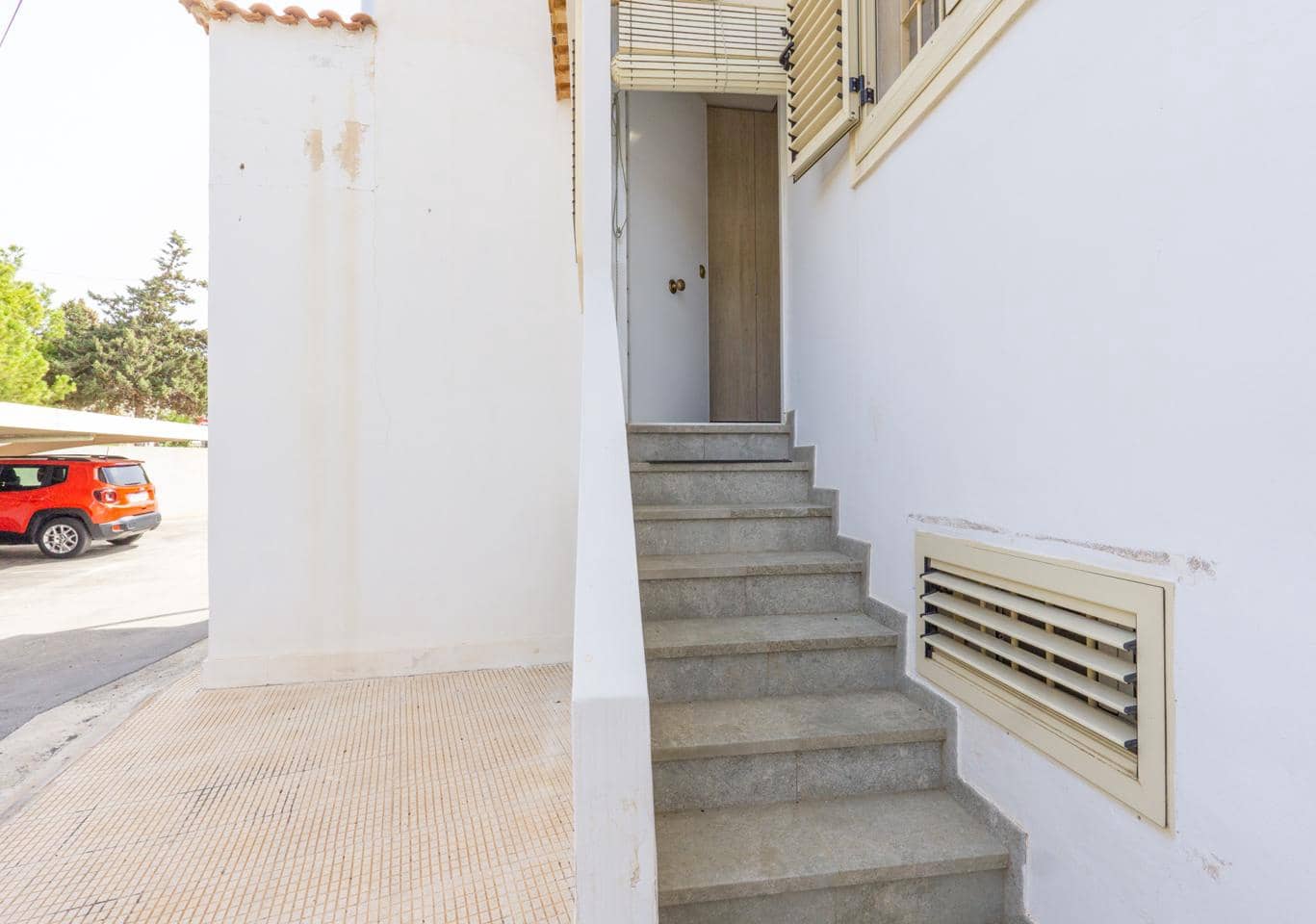 3 sypialnia Willa na sprzedaż w Santa Pola z garażem - 599 000 € (Ref: 8332651)