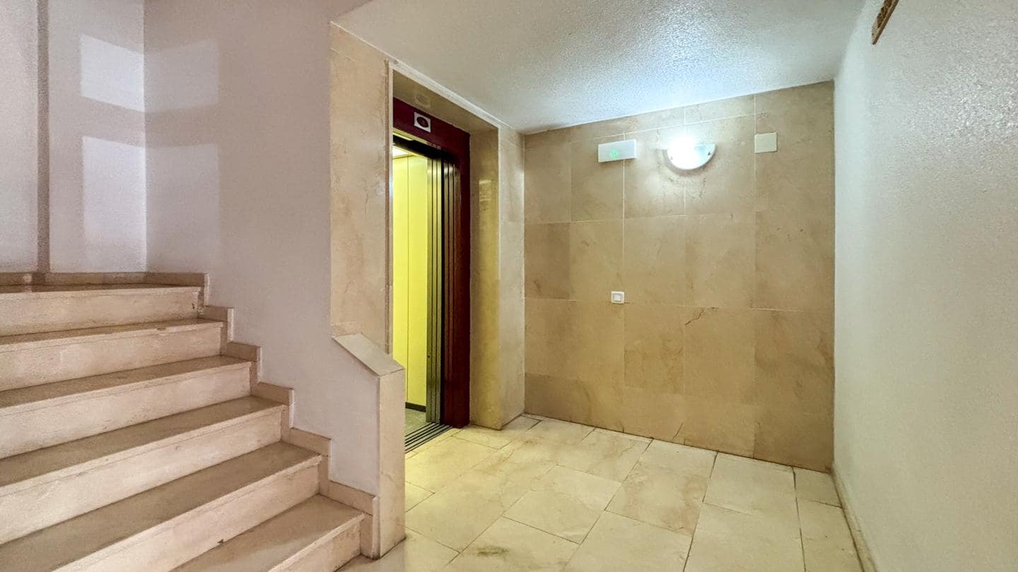 4 quarto Apartamento para venda em Elche / Elx com garagem - 370 000 € (Ref: 8459147)