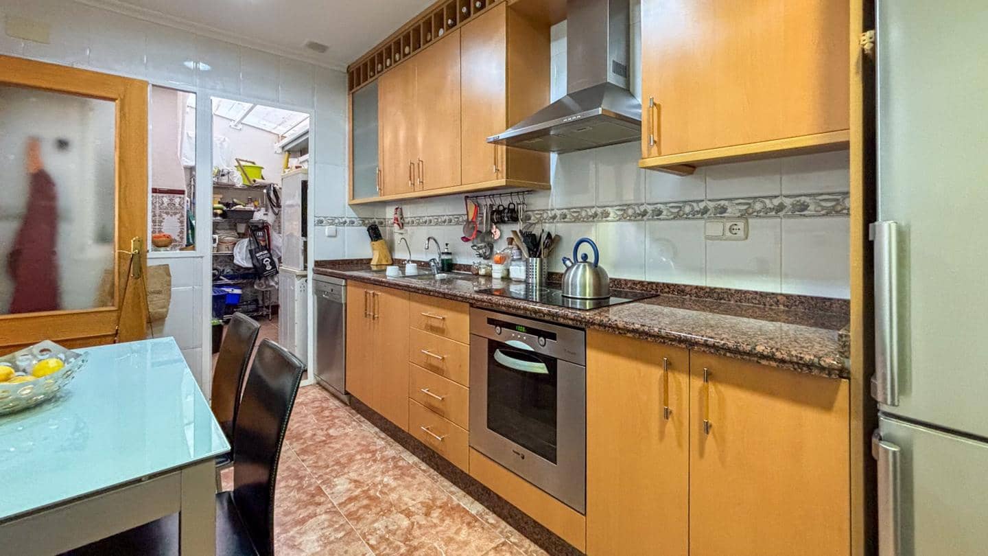 3 soveværelse Villa til salg i Elche / Elx med garage - € 289.900 (Ref: 8462534)