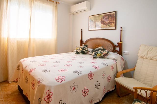 3 soveværelse Bungalow til salg i Calas Santiago Bernabéu, Santa Pola med garage - € 205.000 (Ref: 8524781)