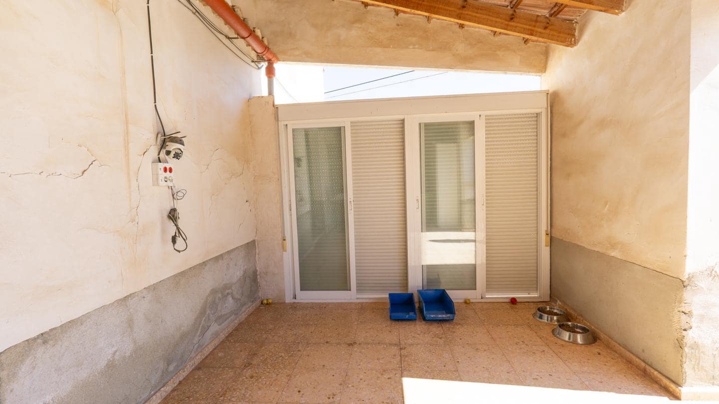 4 soveværelse Villa til salg i Elche / Elx med garage - € 250.000 (Ref: 8626088)