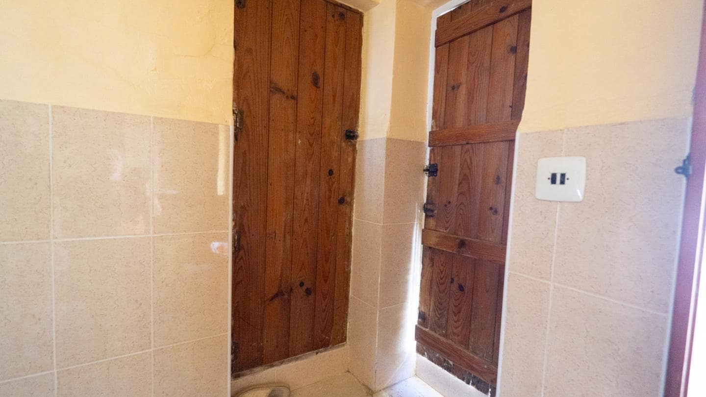 4 soveværelse Villa til salg i Elche / Elx med garage - € 250.000 (Ref: 8626088)