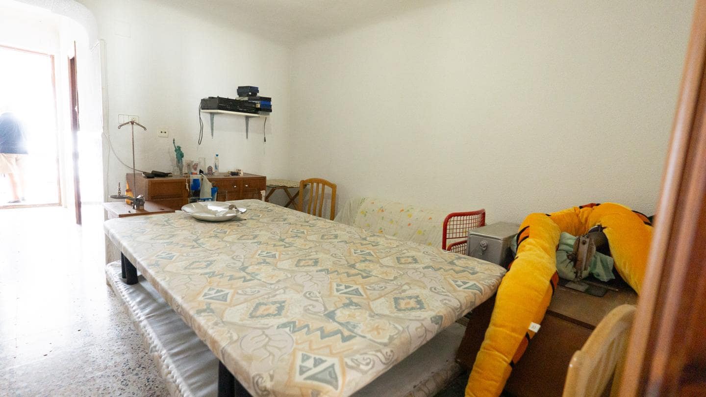 4 soveværelse Villa til salg i Elche / Elx med garage - € 250.000 (Ref: 8626088)