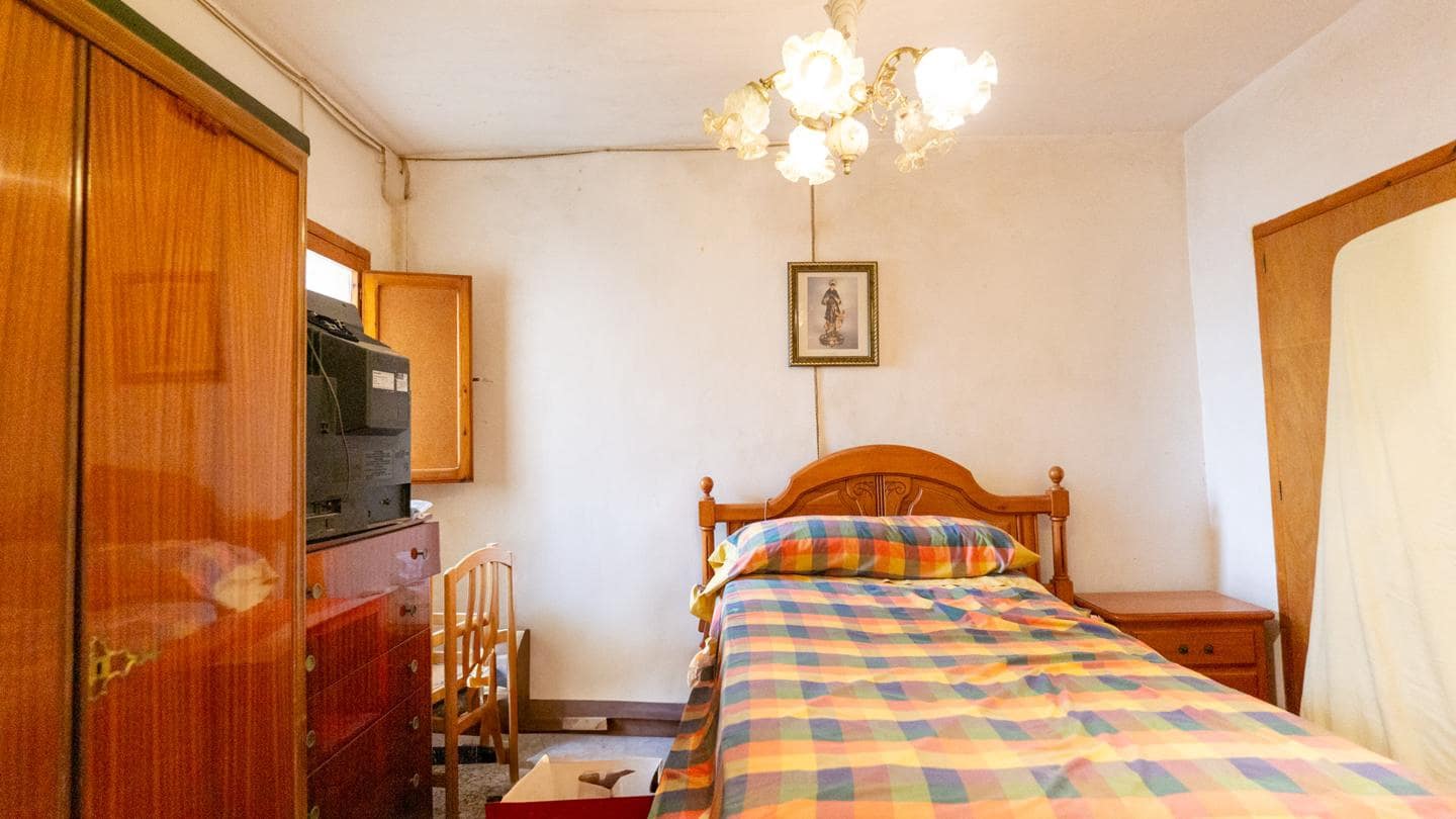 4 soveværelse Villa til salg i Elche / Elx med garage - € 250.000 (Ref: 8626088)