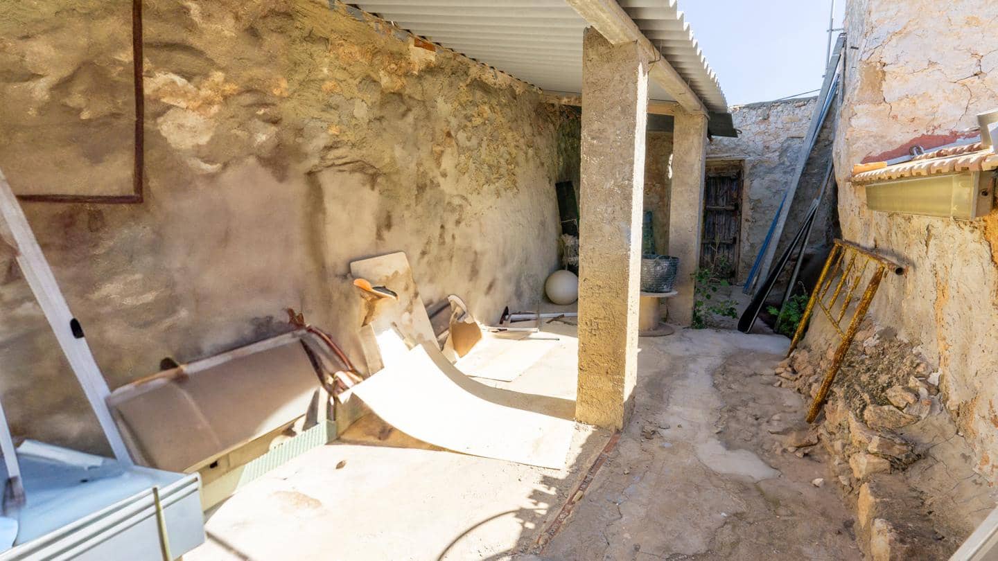 4 soveværelse Villa til salg i Elche / Elx med garage - € 250.000 (Ref: 8626088)