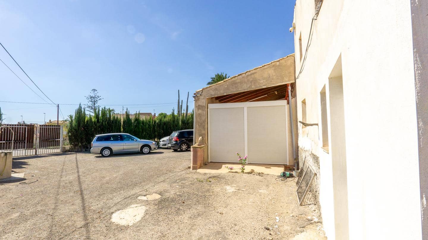 4 soveværelse Villa til salg i Elche / Elx med garage - € 250.000 (Ref: 8626088)