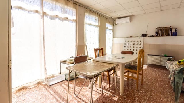 4 soverom Villa til salgs i Arenales del Sol, Elche / Elx med garasje - € 250 000 (Ref: 8626088)