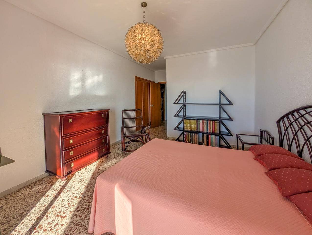 4 slaapkamer Flat te koop in Santa Pola met garage - € 829.000 (Ref: 8670733)