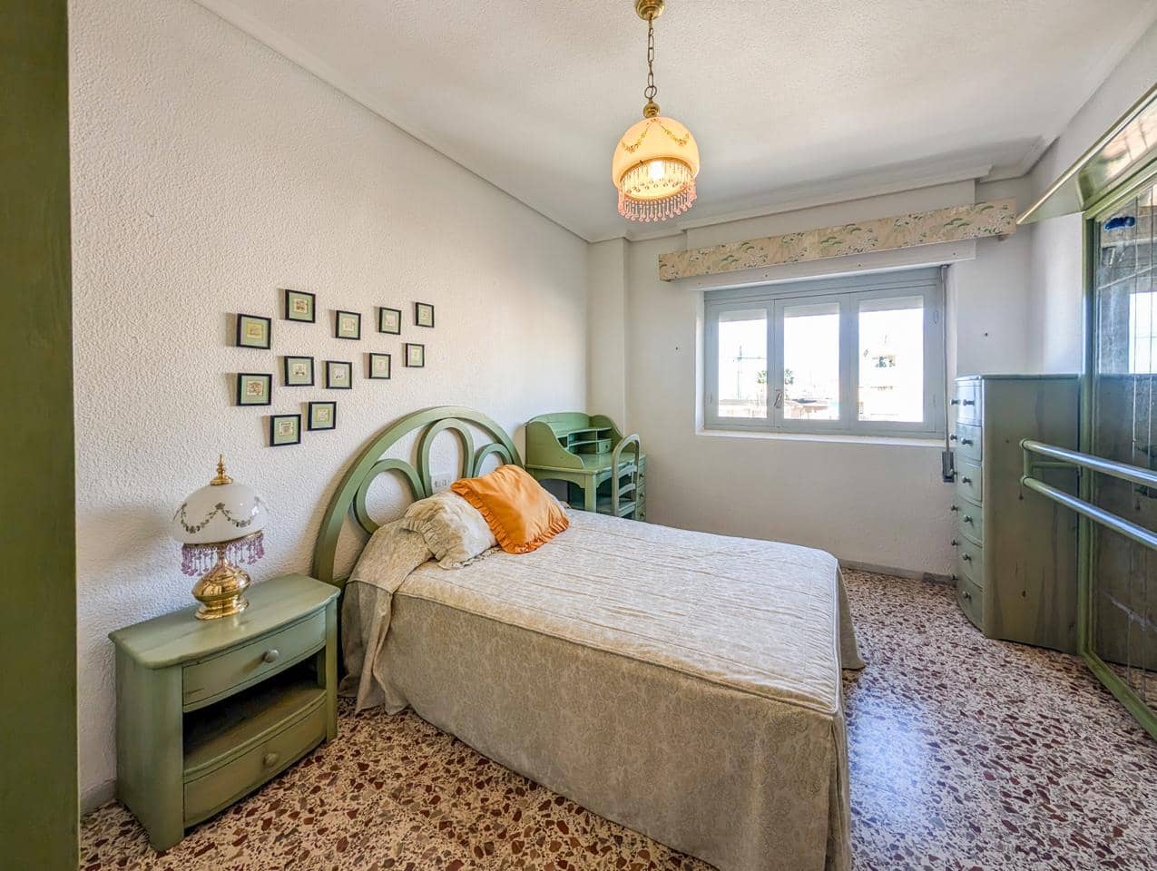 4 slaapkamer Flat te koop in Santa Pola met garage - € 829.000 (Ref: 8670733)