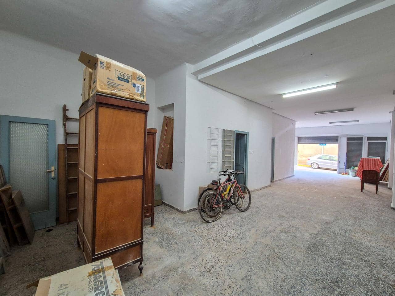 1 soveværelse Virksomhed til salg i Santa Pola - € 84.900 (Ref: 8820588)