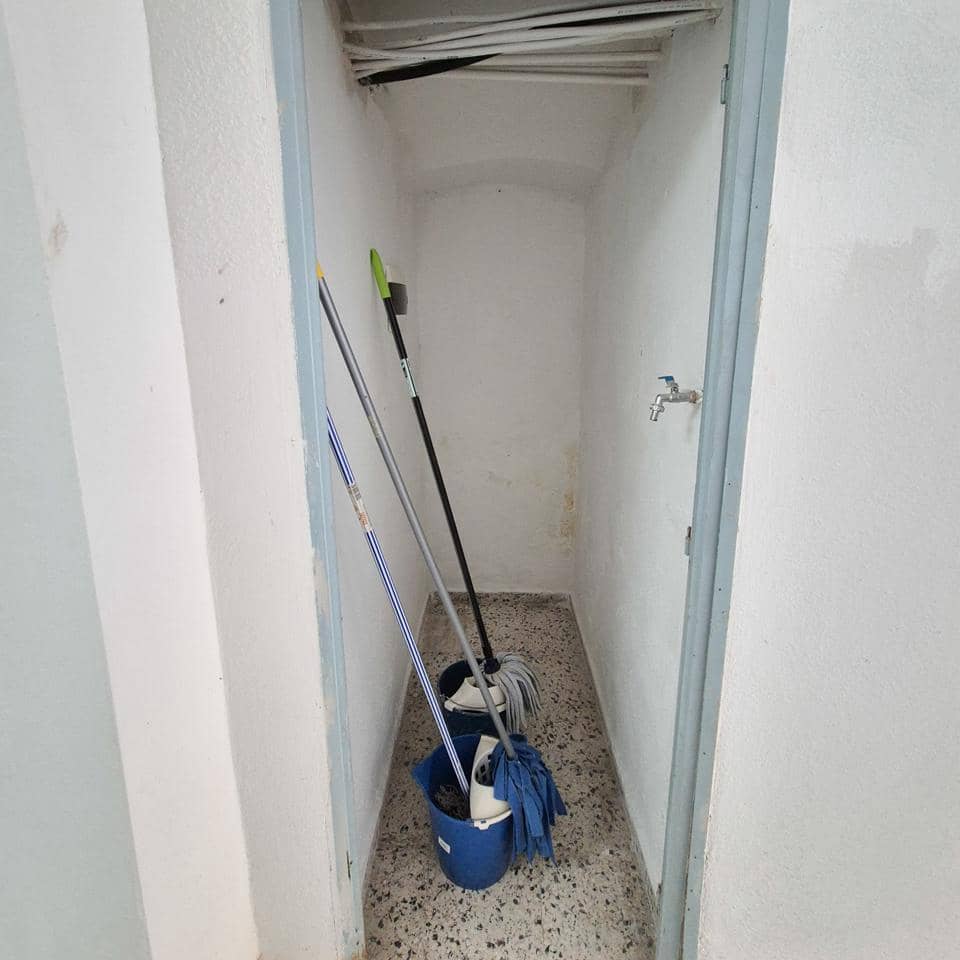 1 soveværelse Virksomhed til salg i Santa Pola - € 84.900 (Ref: 8820588)