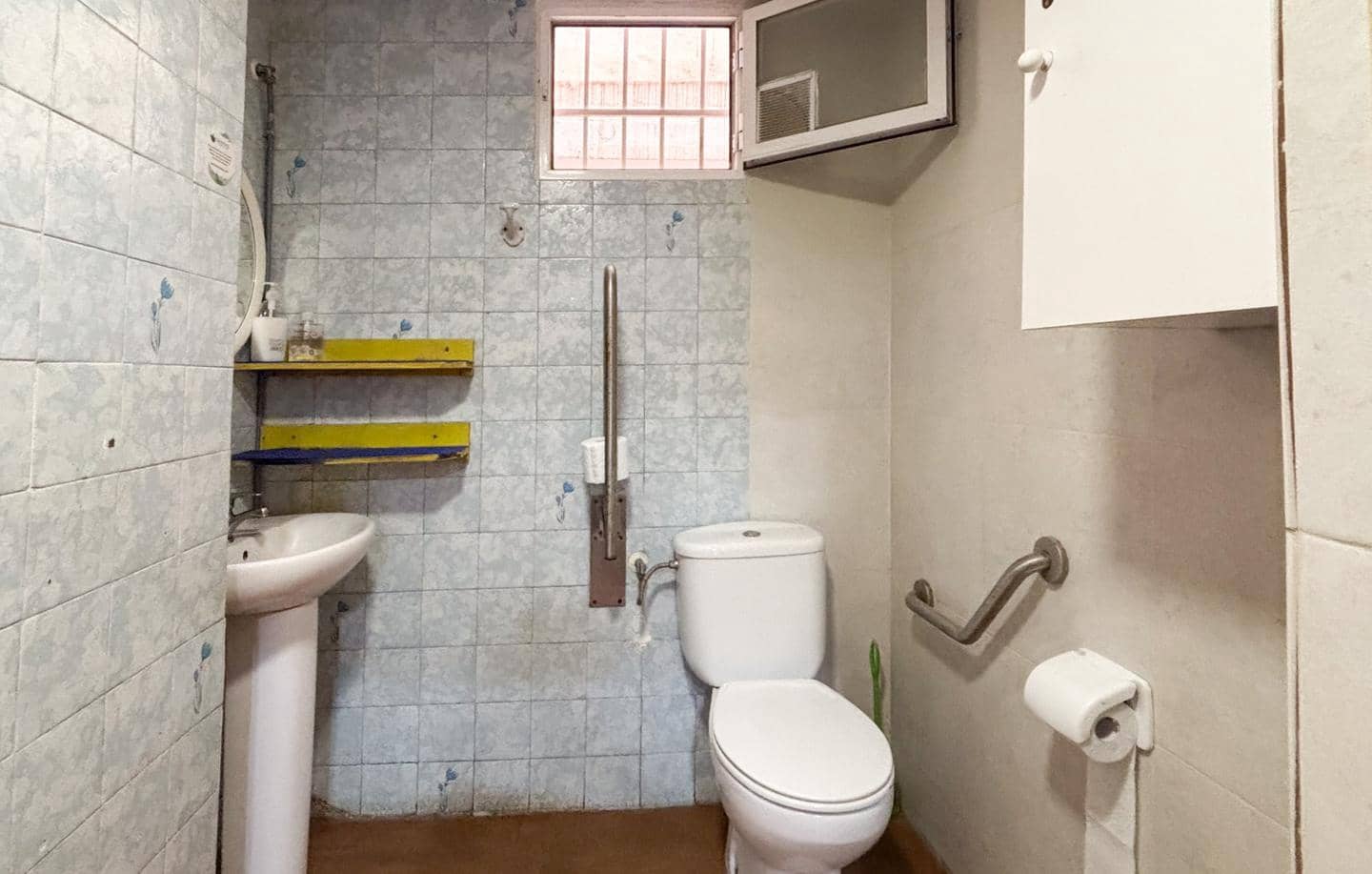 2 soveværelse Virksomhed til salg i Santa Pola - € 234.000 (Ref: 8829957)