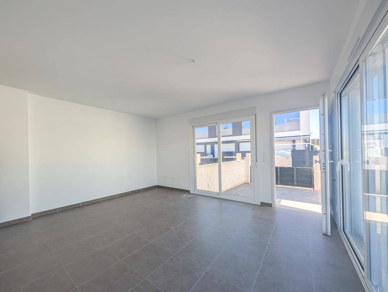 2 sovrum Bungalow till salu i Gran Alacant - 249 000 € (Ref: 8839715)