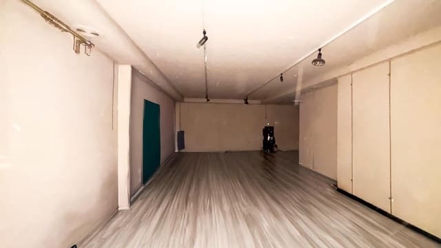 4 bedroom Business for sale in Pont Nou - Corazón de Jesús, Elche / Elx - € 179,000 (Ref: 8840365)