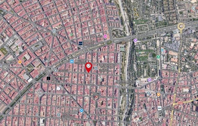 4 bedroom Business for sale in Pont Nou - Corazón de Jesús, Elche / Elx - € 179,000 (Ref: 8840365)