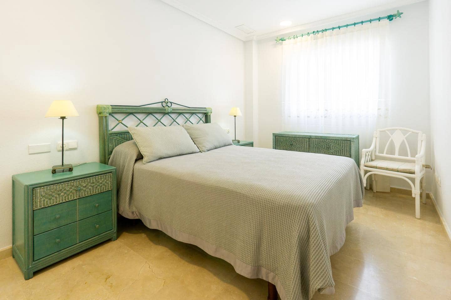 3 bedroom Flat for sale in Santa Pola with pool garage - € 450,000 (Ref: 8878602)