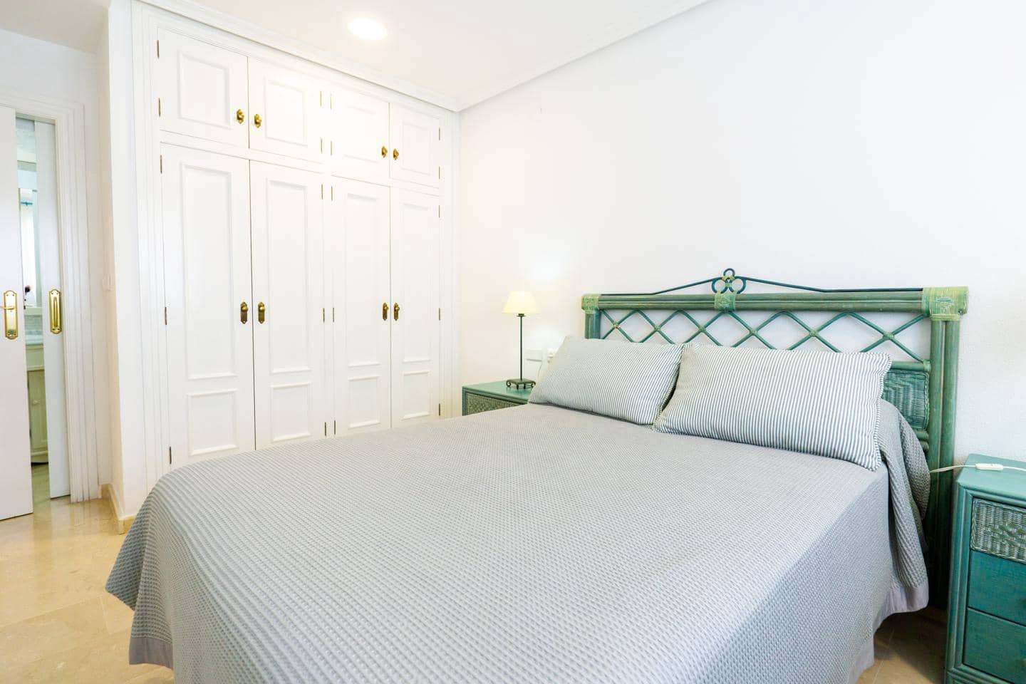 3 bedroom Flat for sale in Santa Pola with pool garage - € 450,000 (Ref: 8878602)