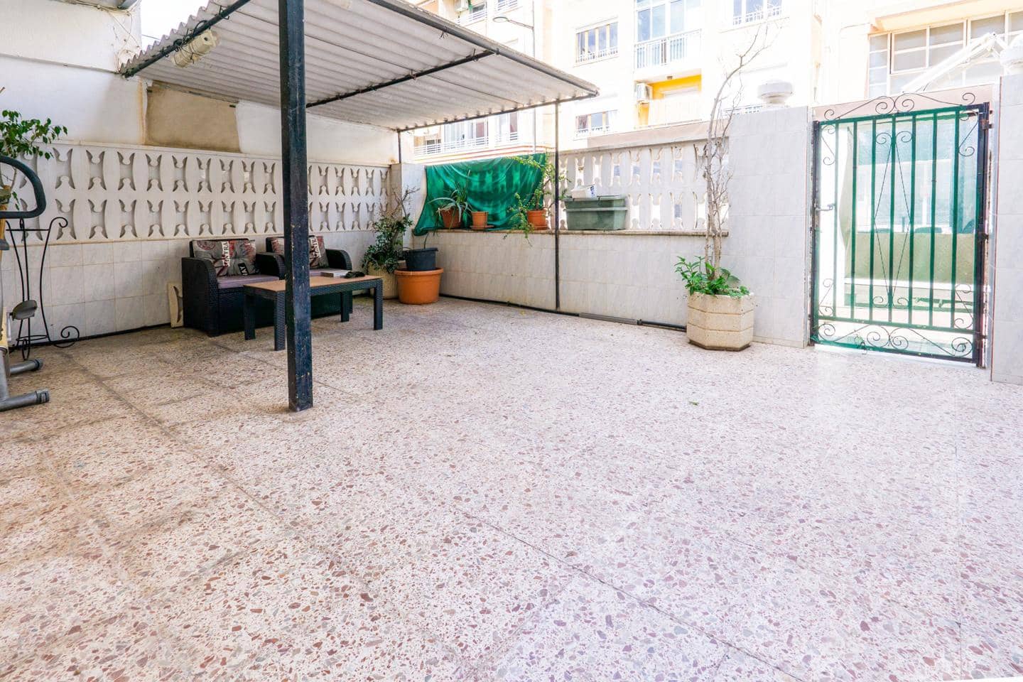 4 sypialnia Willa na sprzedaż w Santa Pola - 200 000 € (Ref: 8956320)