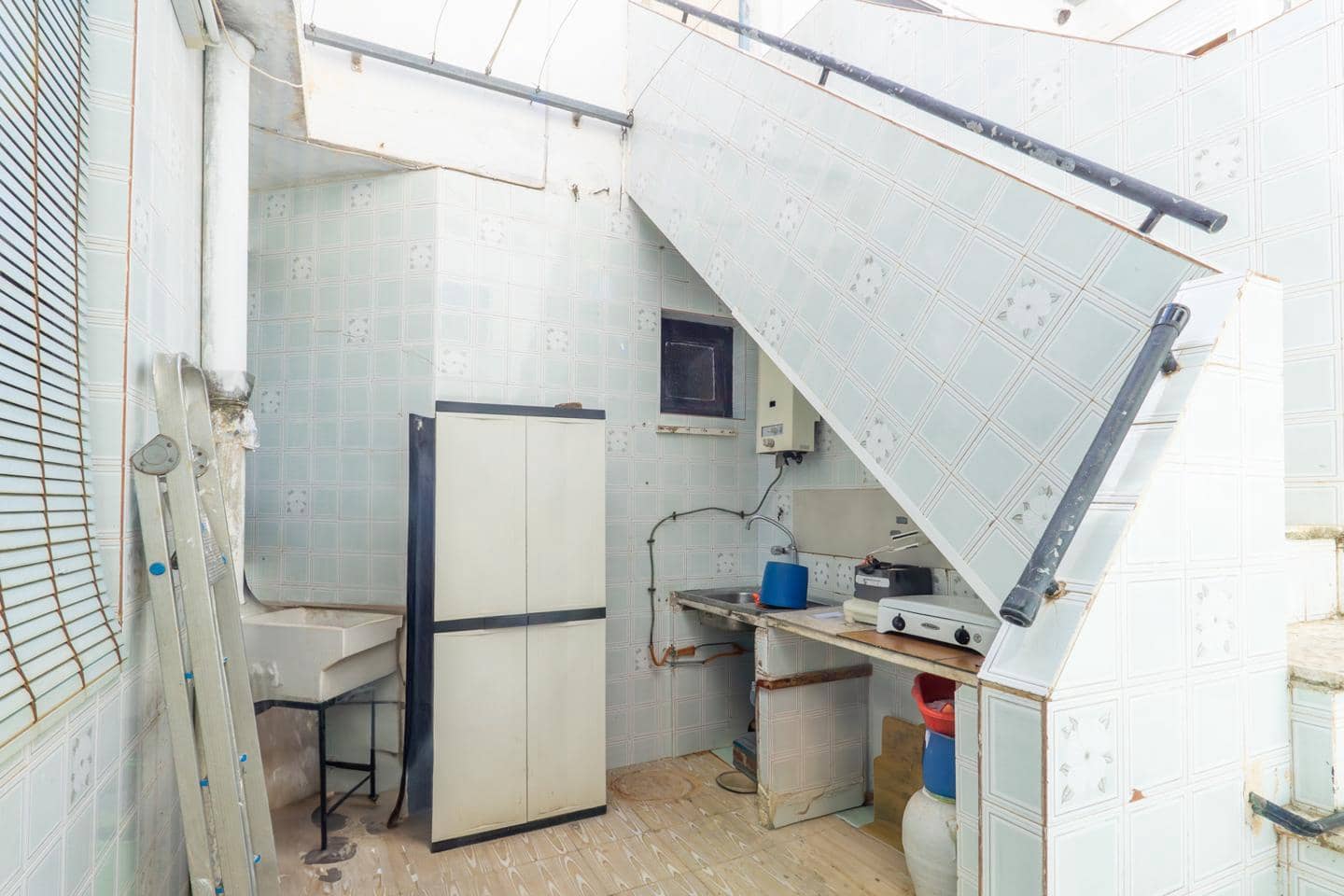 4 sypialnia Willa na sprzedaż w Santa Pola - 200 000 € (Ref: 8956320)