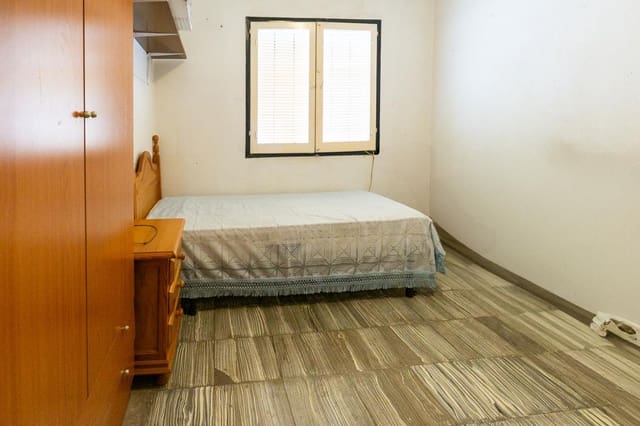 4 makuuhuone Huvila myytävänä paikassa Norte, Santa Pola - 200 000 € (Ref: 8956320)