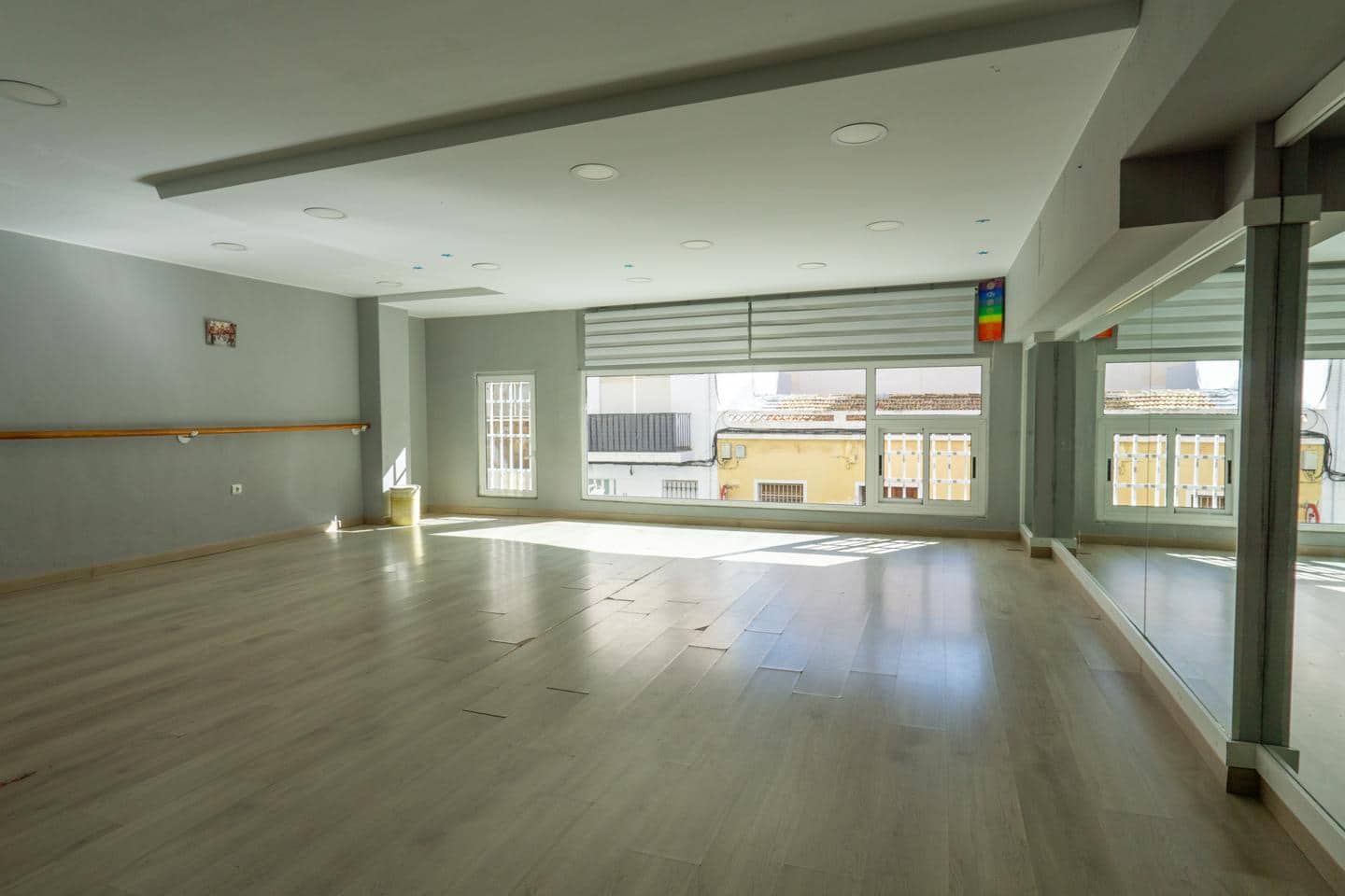 3 soveværelse Virksomhed til salg i Santa Pola - € 245.000 (Ref: 8967101)