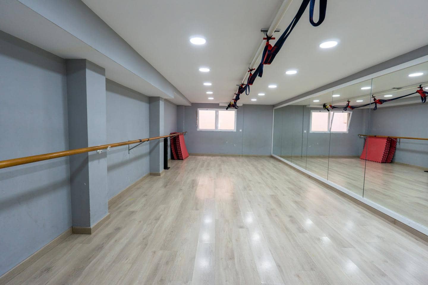 3 soveværelse Virksomhed til salg i Santa Pola - € 245.000 (Ref: 8967101)