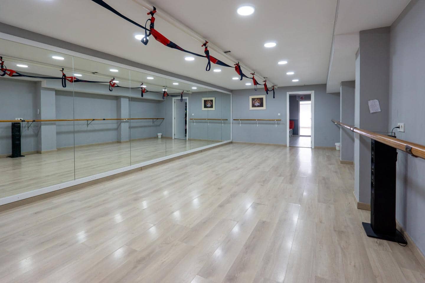 3 soveværelse Virksomhed til salg i Santa Pola - € 245.000 (Ref: 8967101)