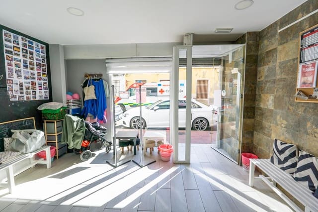 3 bedroom Business for sale in Centro, Santa Pola - € 245,000 (Ref: 8967101)