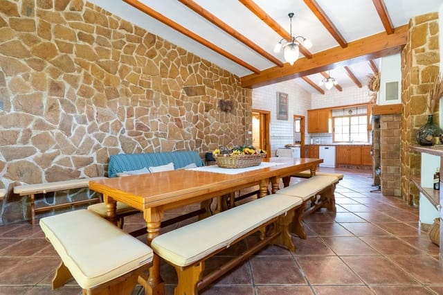 6 soverom Villa til salgs i Elche / Elx med svømmebasseng garasje - € 575 000 (Ref: 8977707)