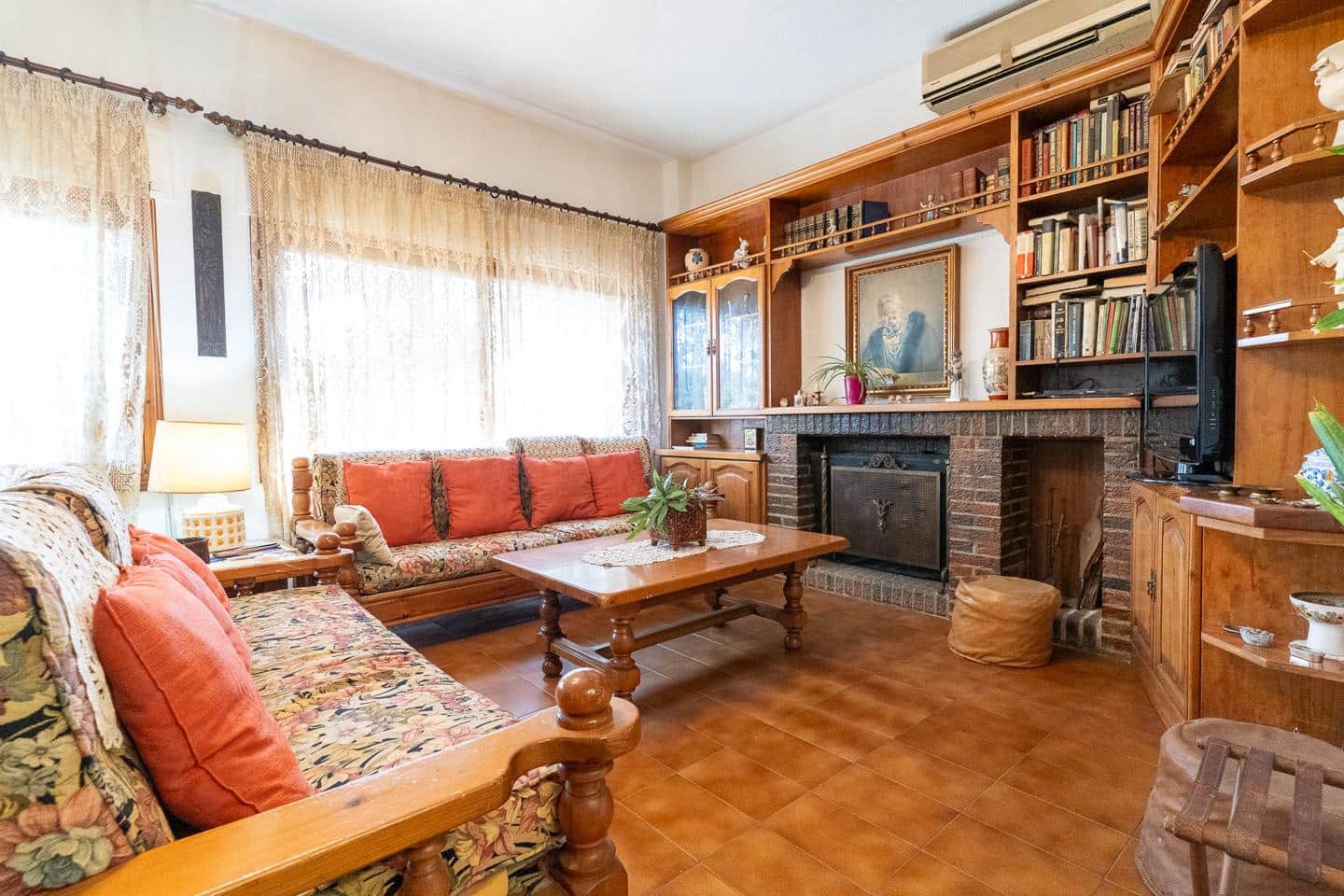 6 bedroom Villa for sale in Elche / Elx with pool garage - € 575,000 (Ref: 8977707)